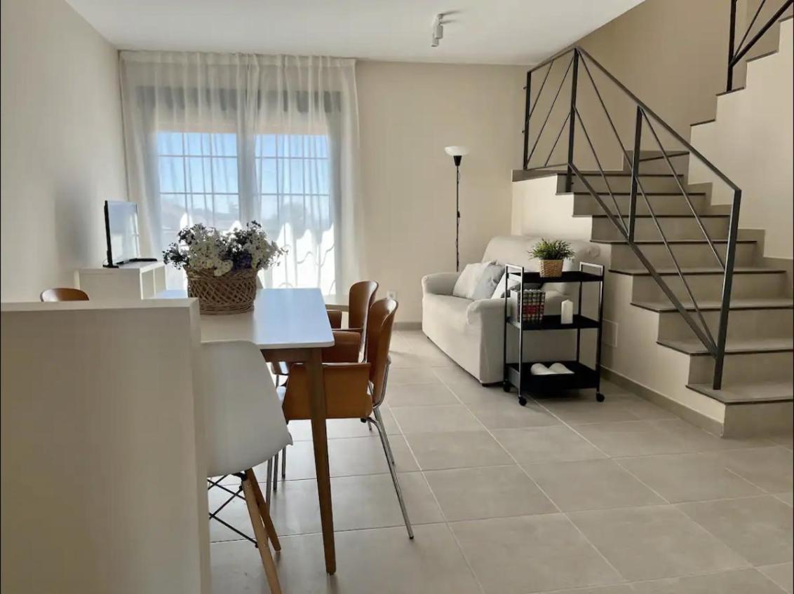 Apartamentos El Piquillo En Cadalso De Los Vidrios Ngoại thất bức ảnh